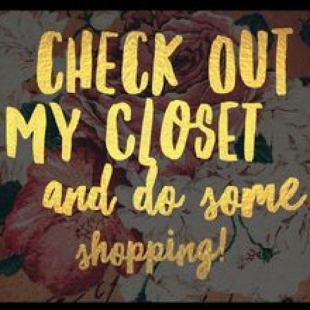 Check out my closet 💓